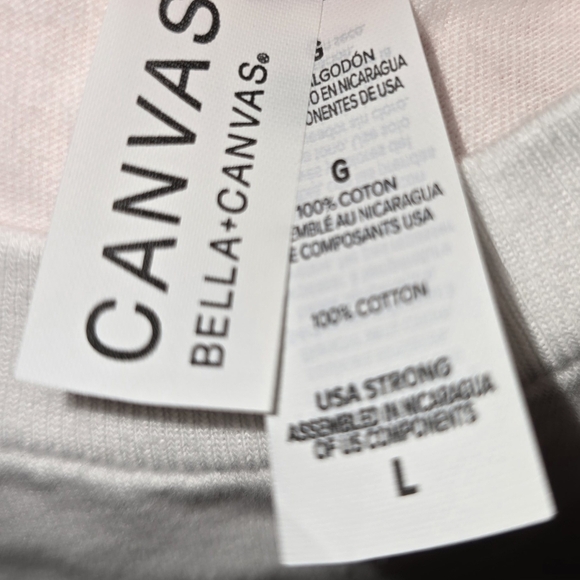 Size Large Peace Love Dogs White T-Shirt - Picture 3 of 3